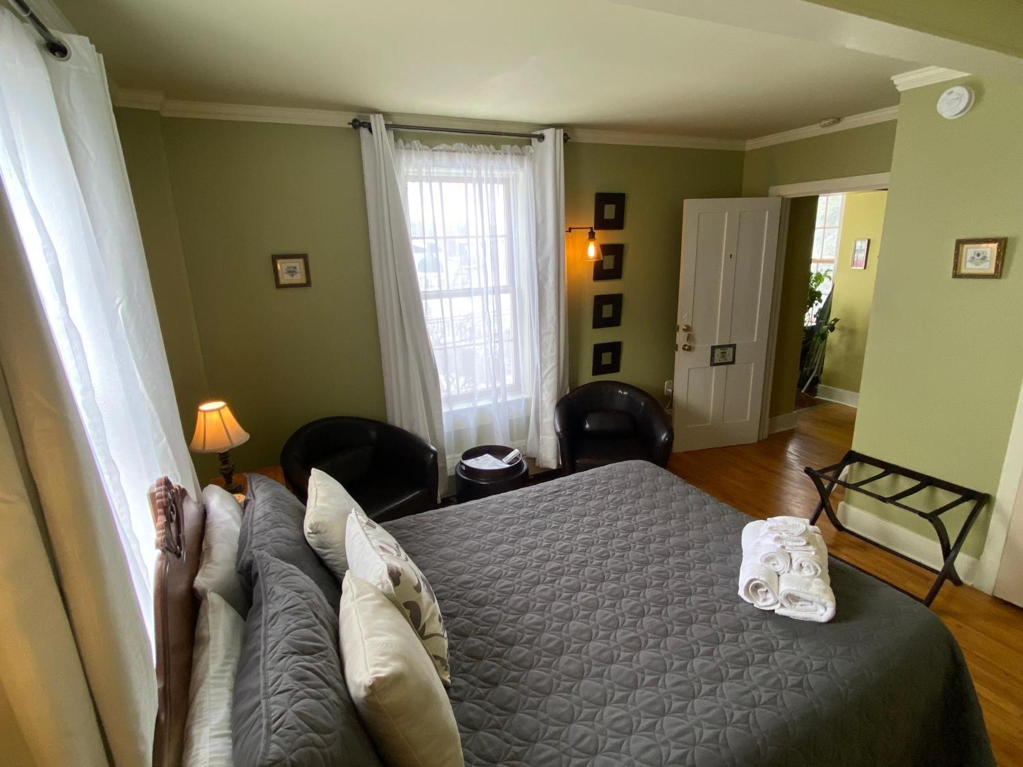 Au Manoir De La Rue Merry 4* Magog